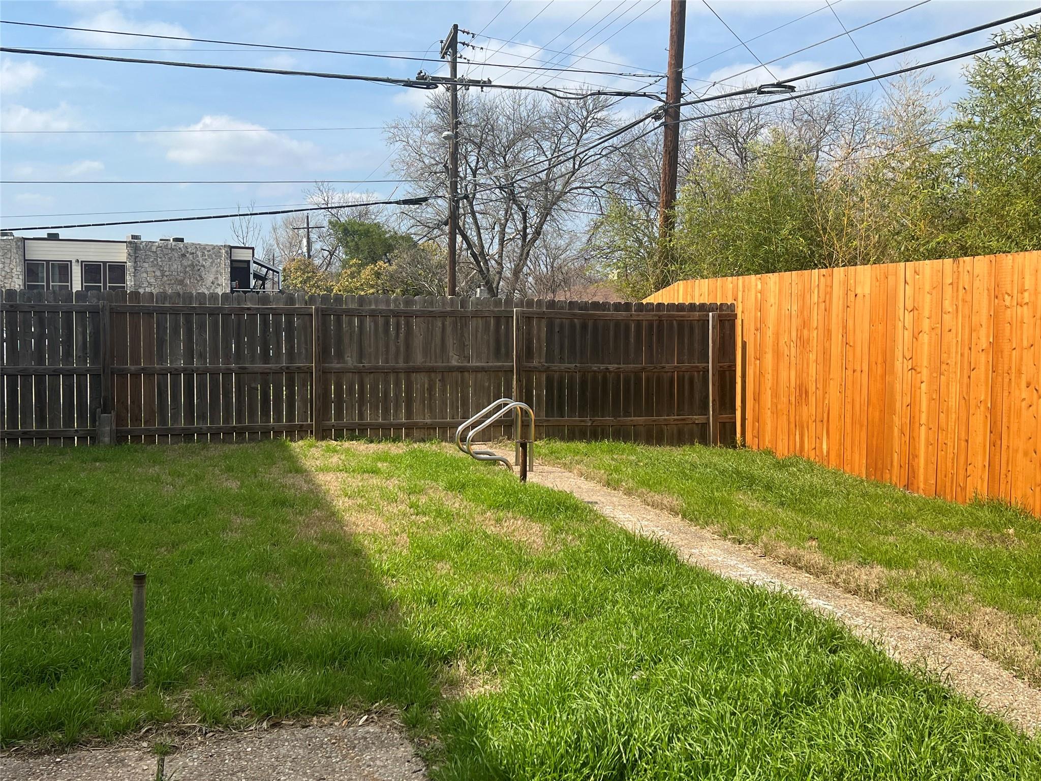 1820 Wooten Park Dr 104 Property Photo 16