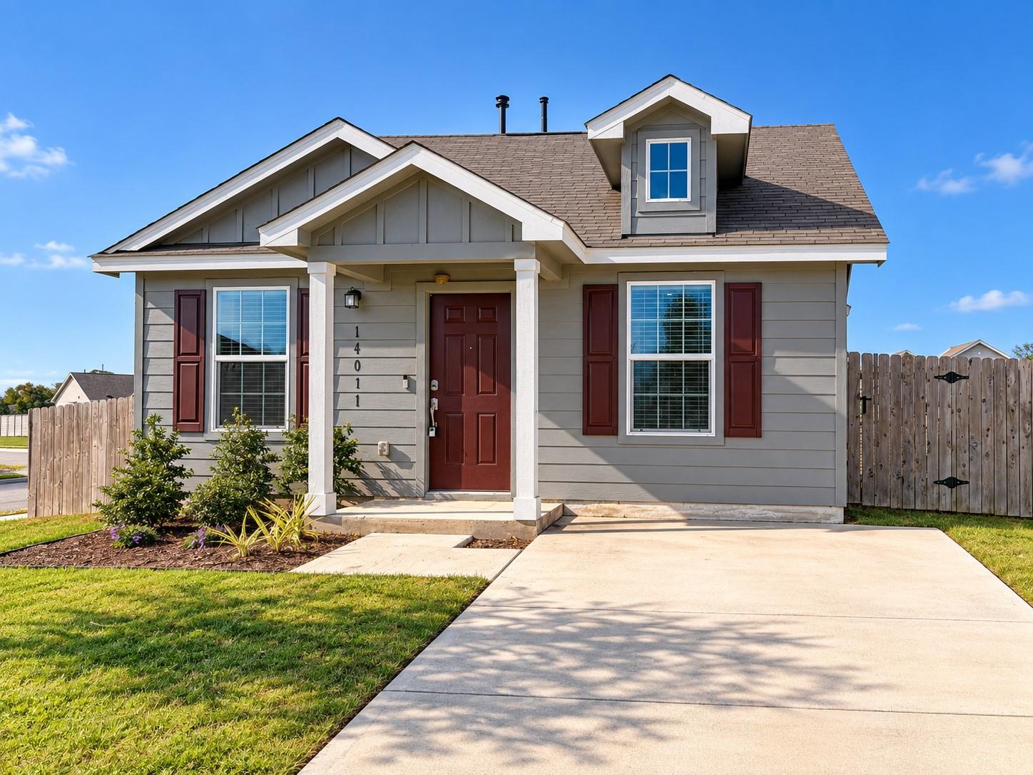 14011 Mussel Run Property Photo 1
