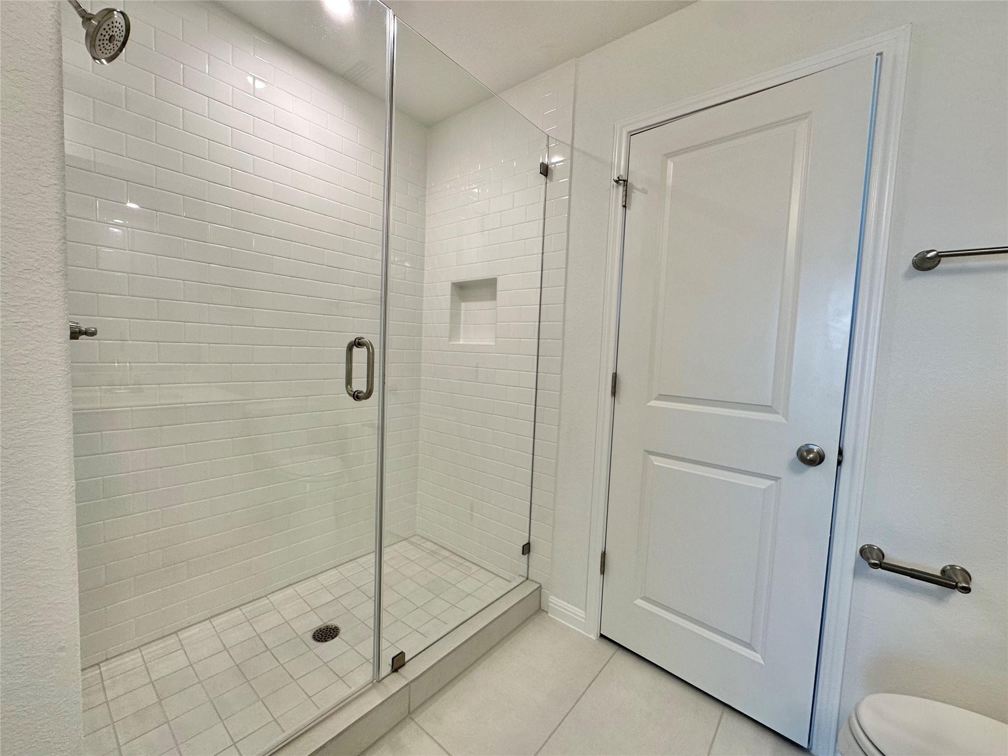 295 Young St Property Photo 11