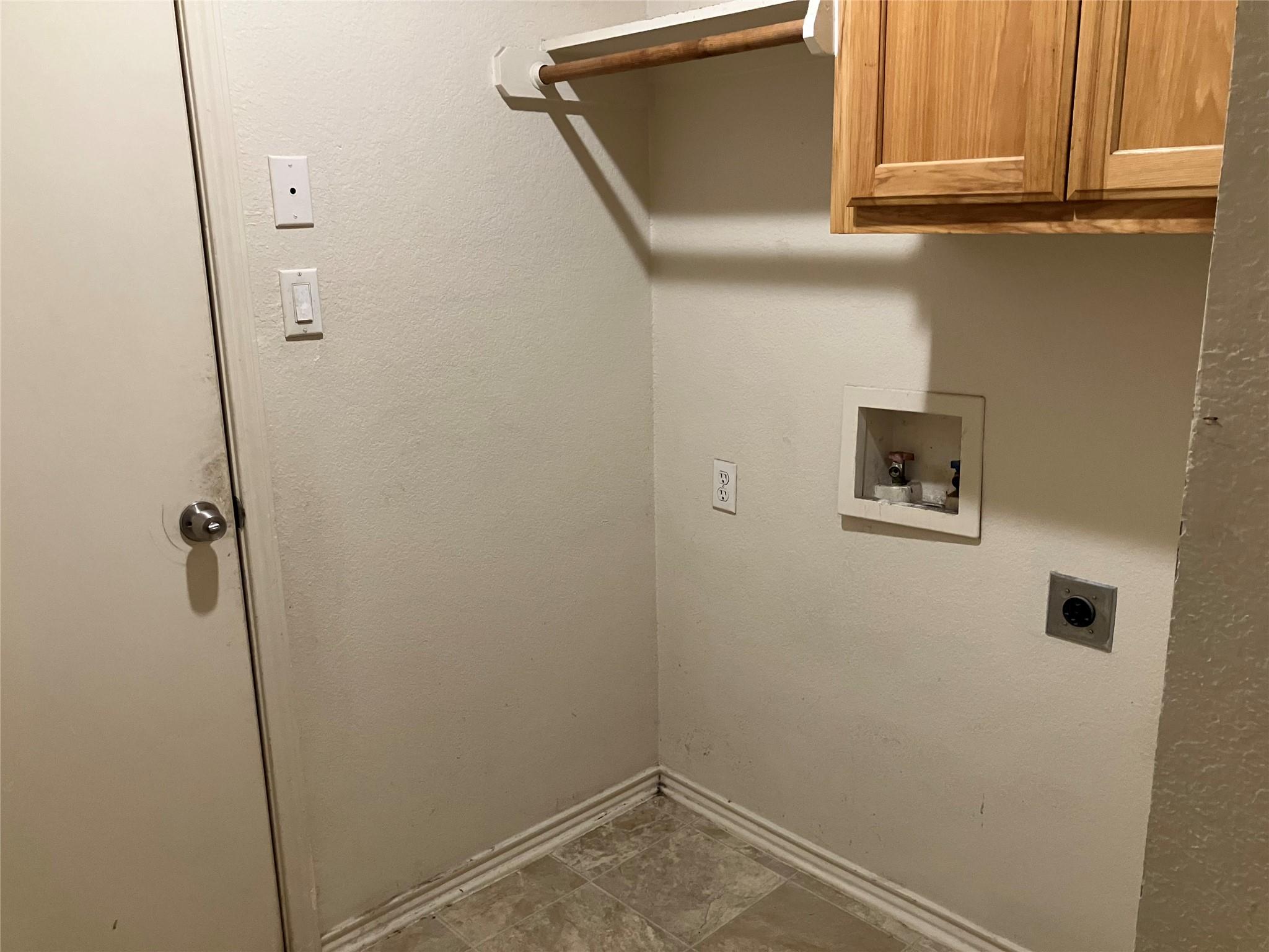 3201 Macarthur Ave #a Property Photo 15