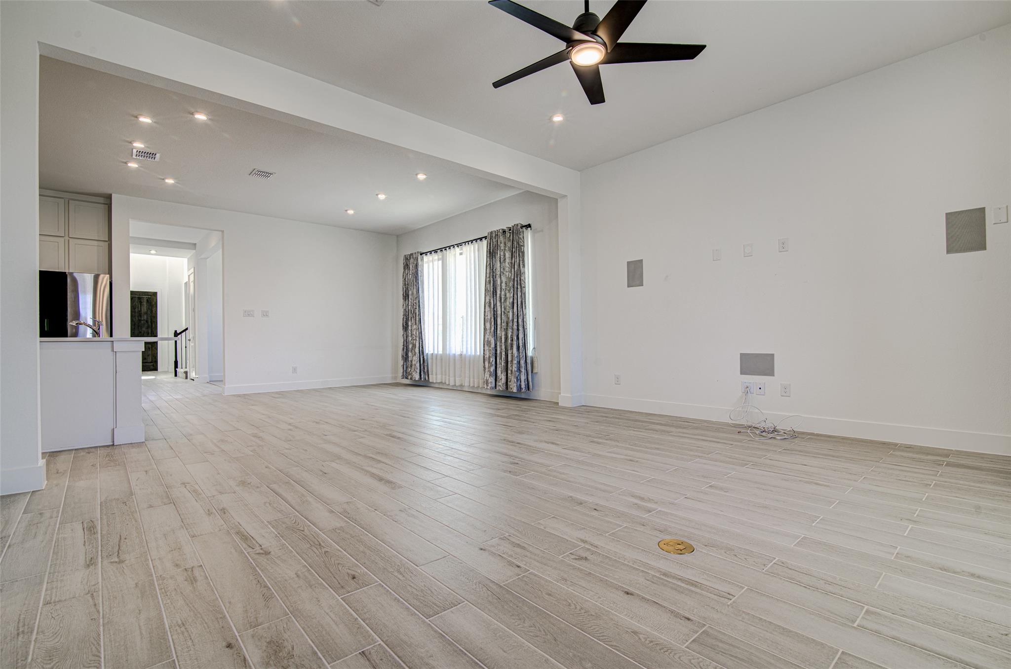 22300 Lago Lookout Ln Property Photo 8