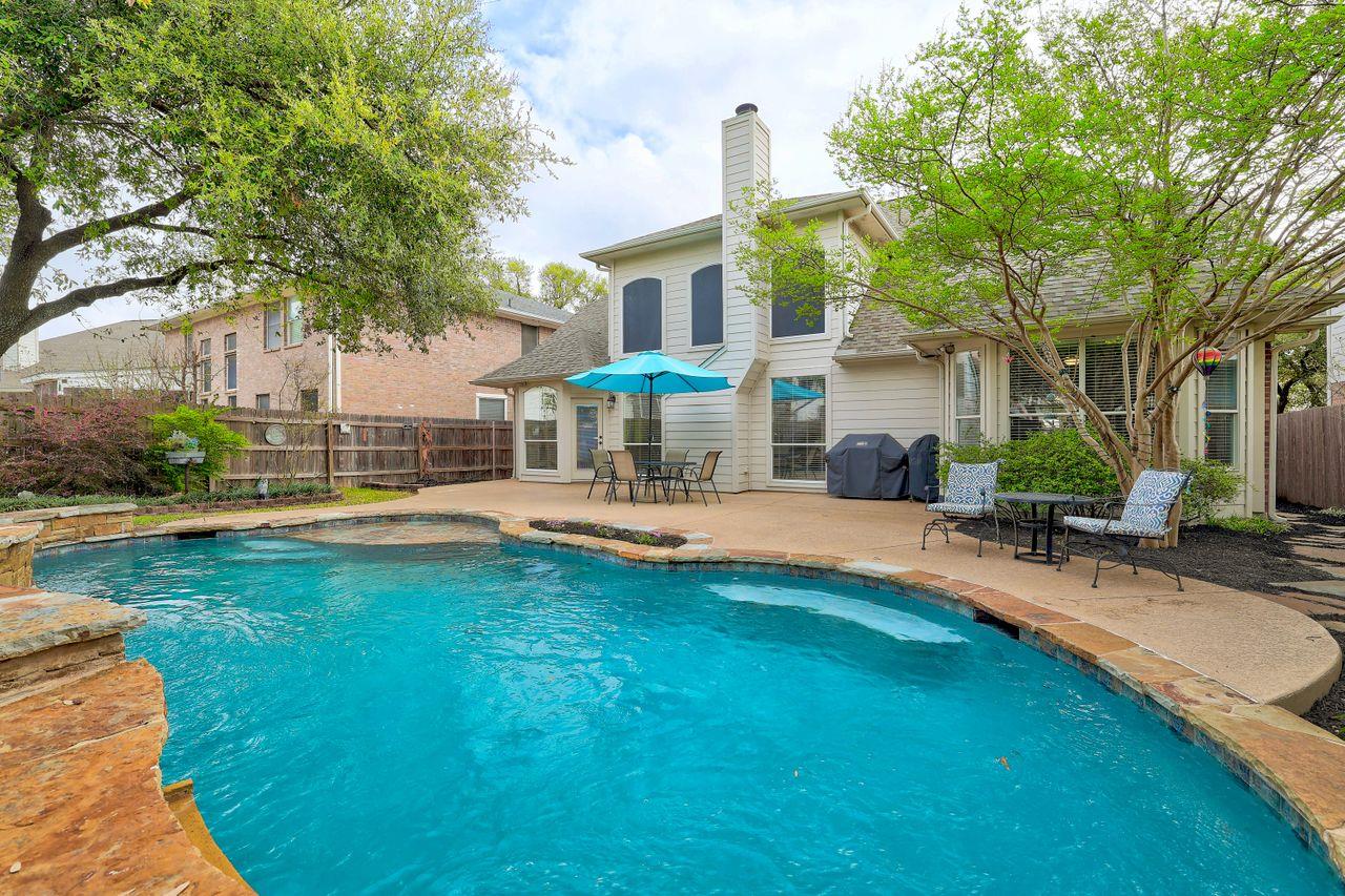 15806 Garrison Cir Property Photo