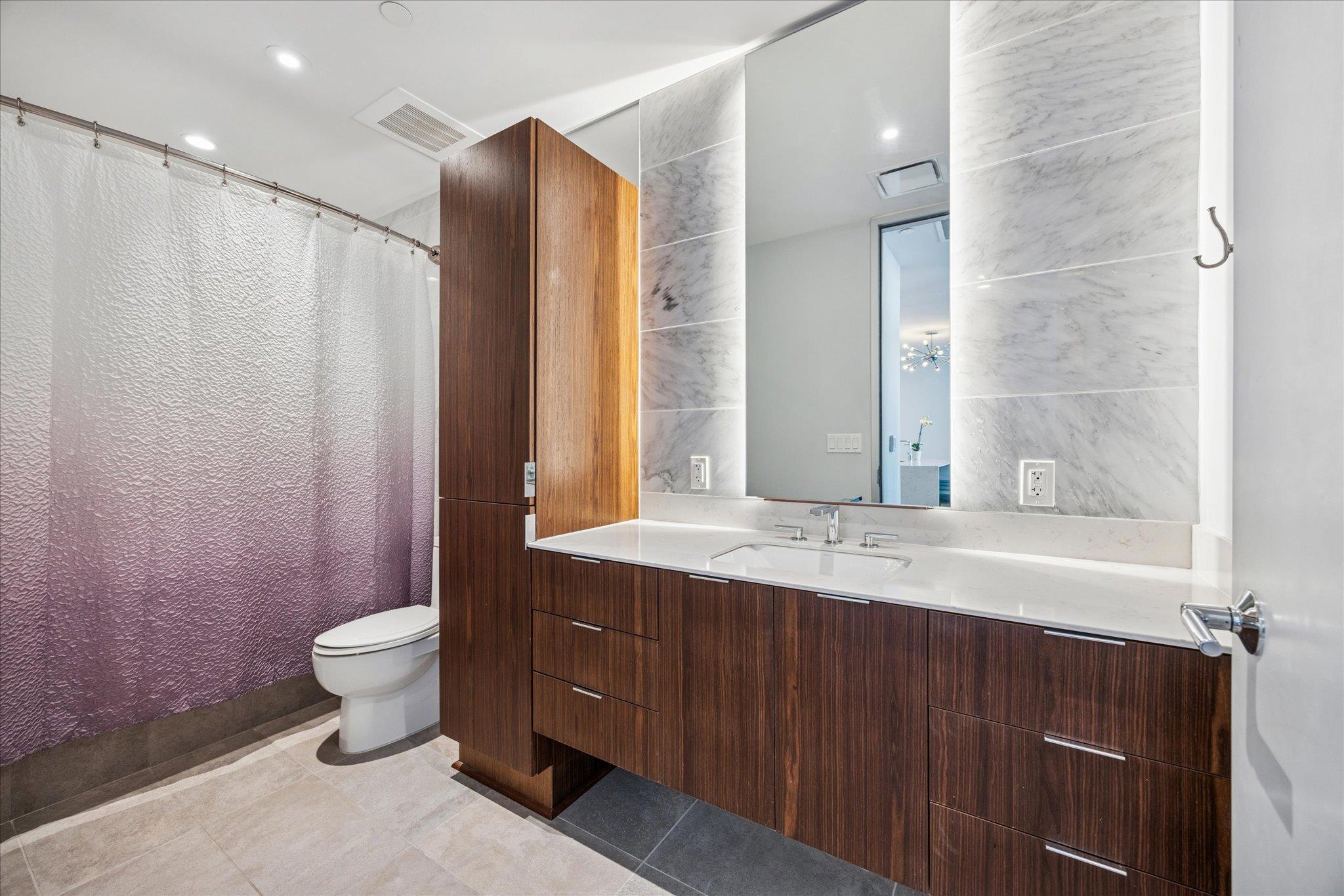 301 West Ave #2202 Property Photo 10