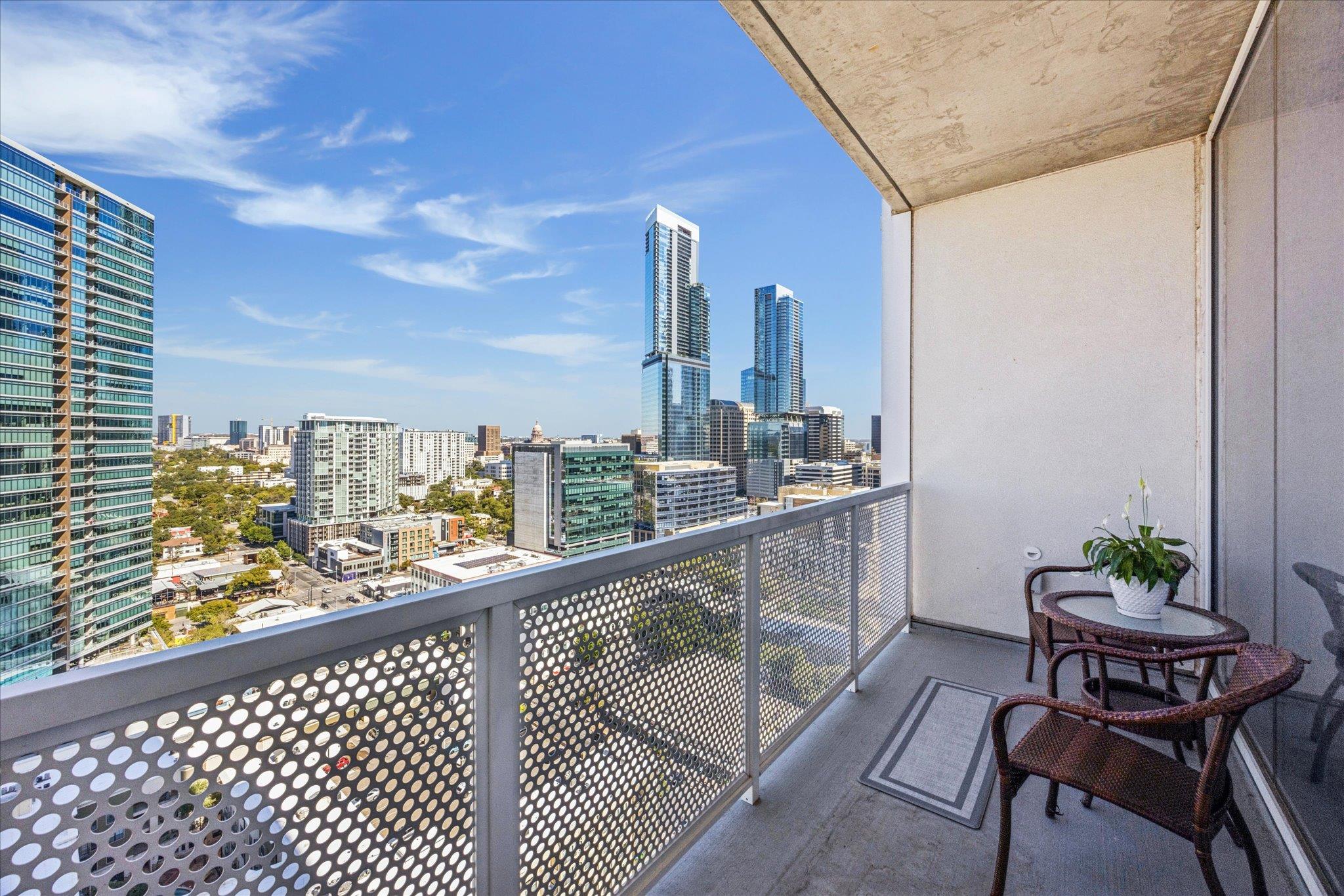 301 West Ave #2202 Property Photo 11