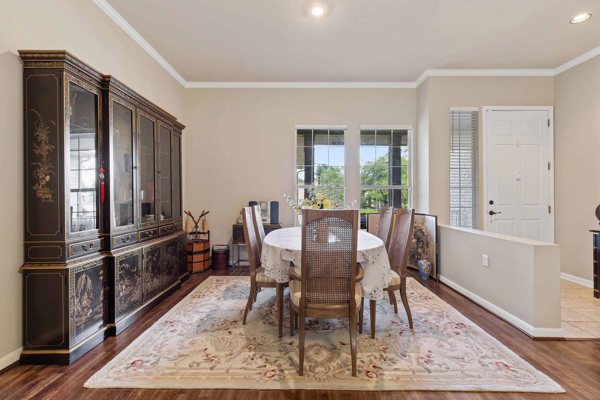 101 Morning Glory Cir Property Photo 6