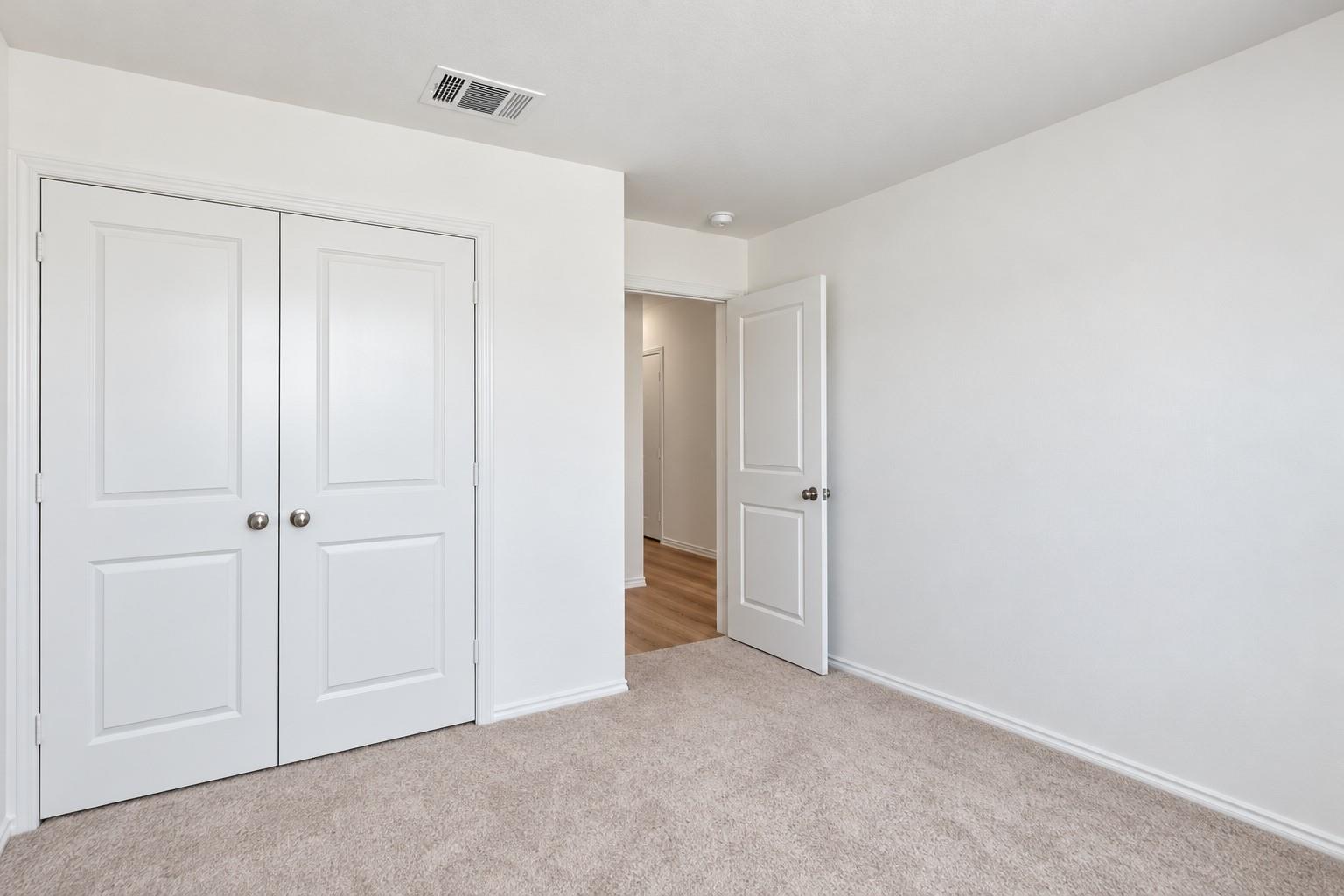 112 Montego St Property Photo 6