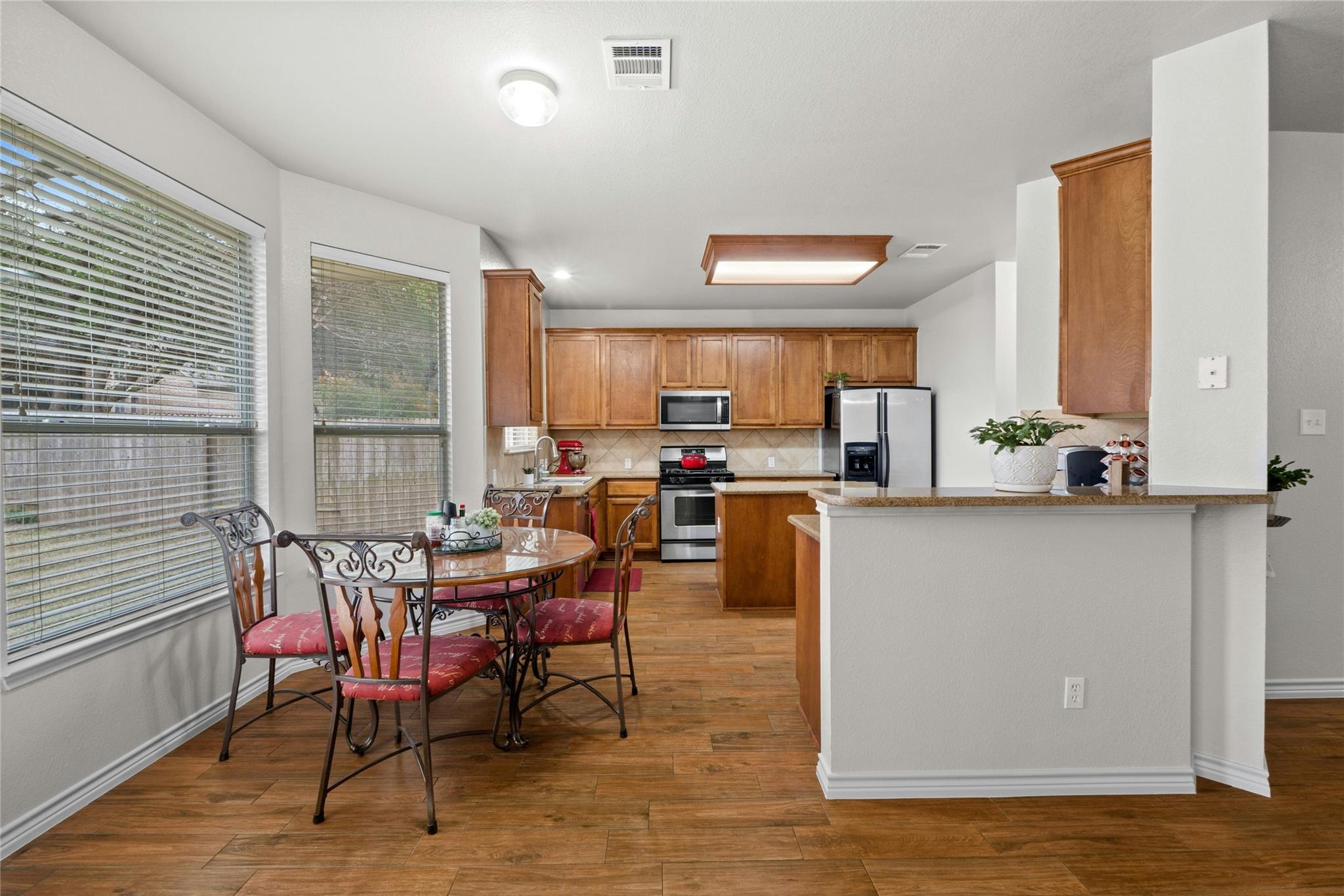 1532 Homewood Cir Property Photo 11