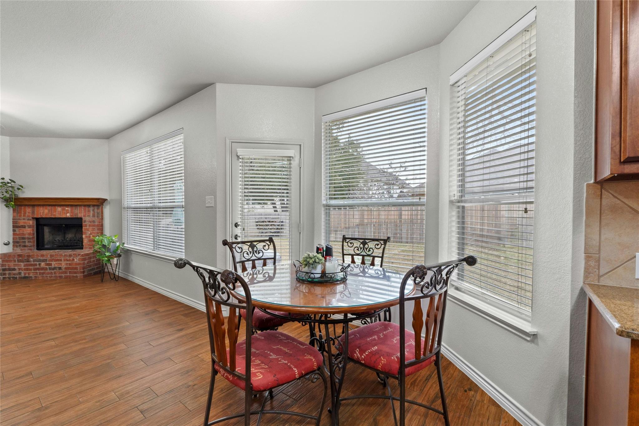 1532 Homewood Cir Property Photo 17