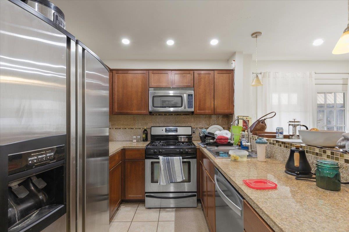 6307 B Shadow Valley Dr Property Photo 6
