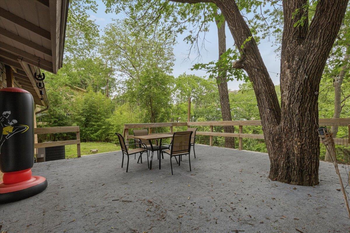6307 B Shadow Valley Dr Property Photo 17