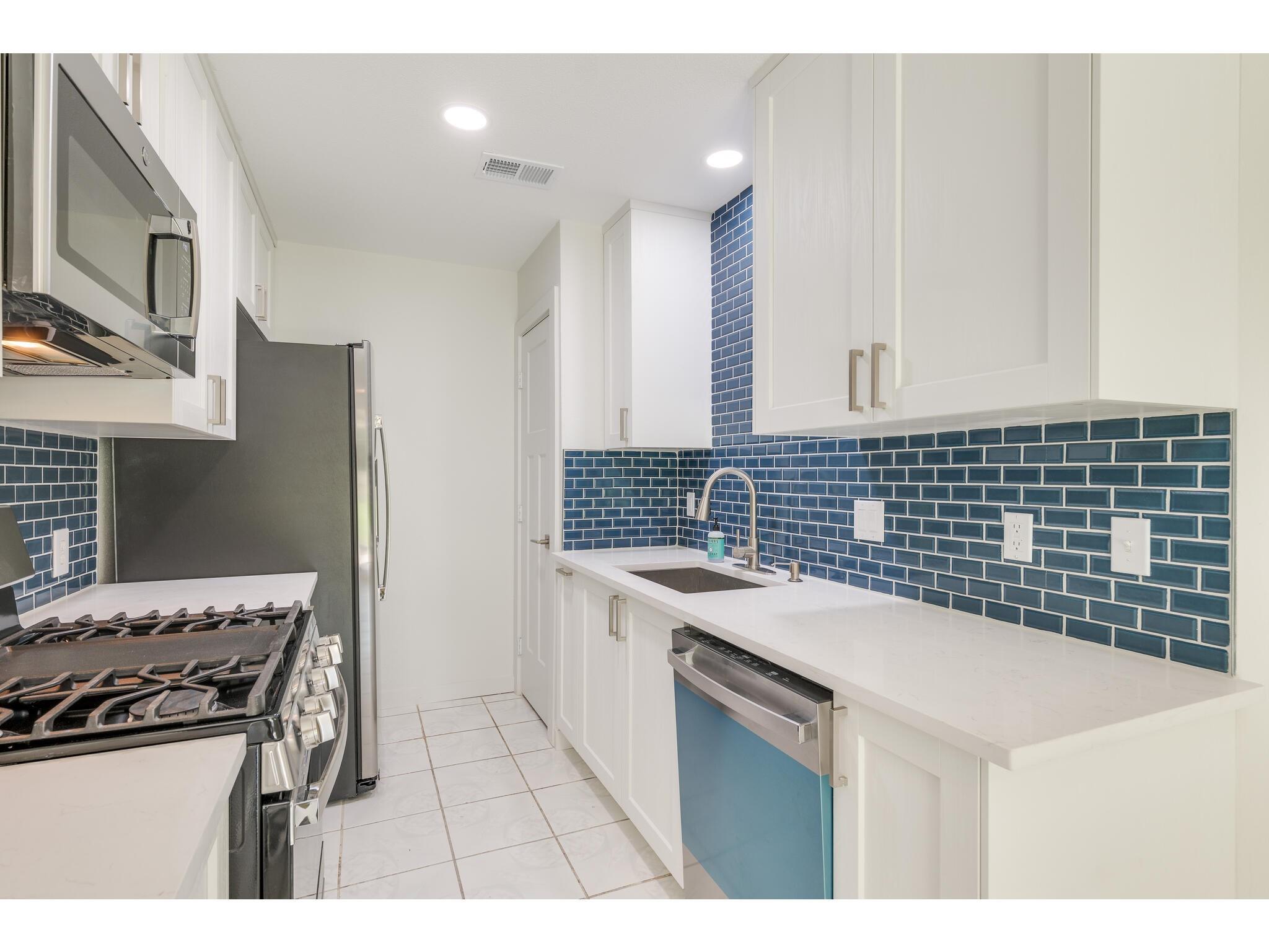 6112 Glen Meadow Dr Property Photo 14