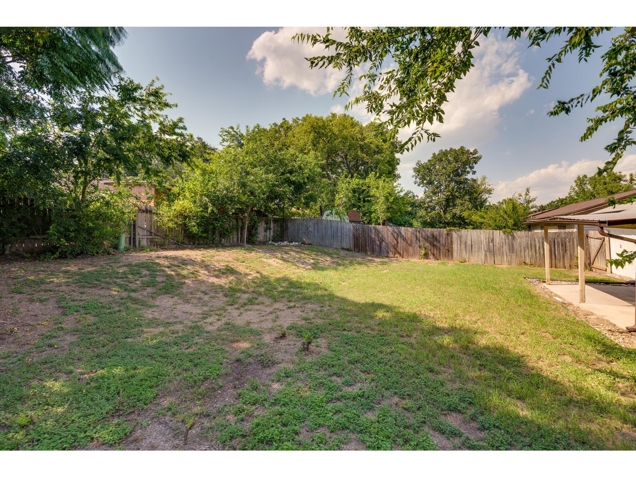 6112 Glen Meadow Dr Property Photo 29