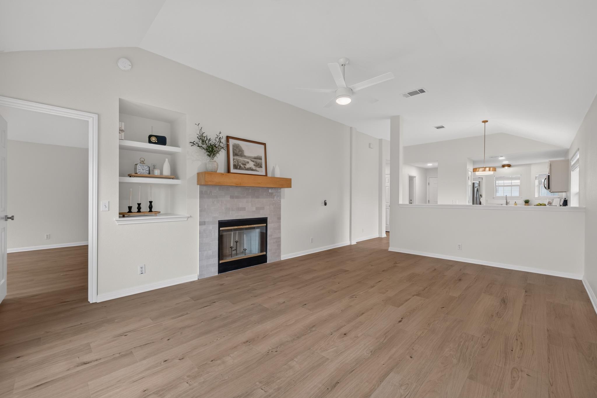 16517 Trevin Cv Property Photo 5