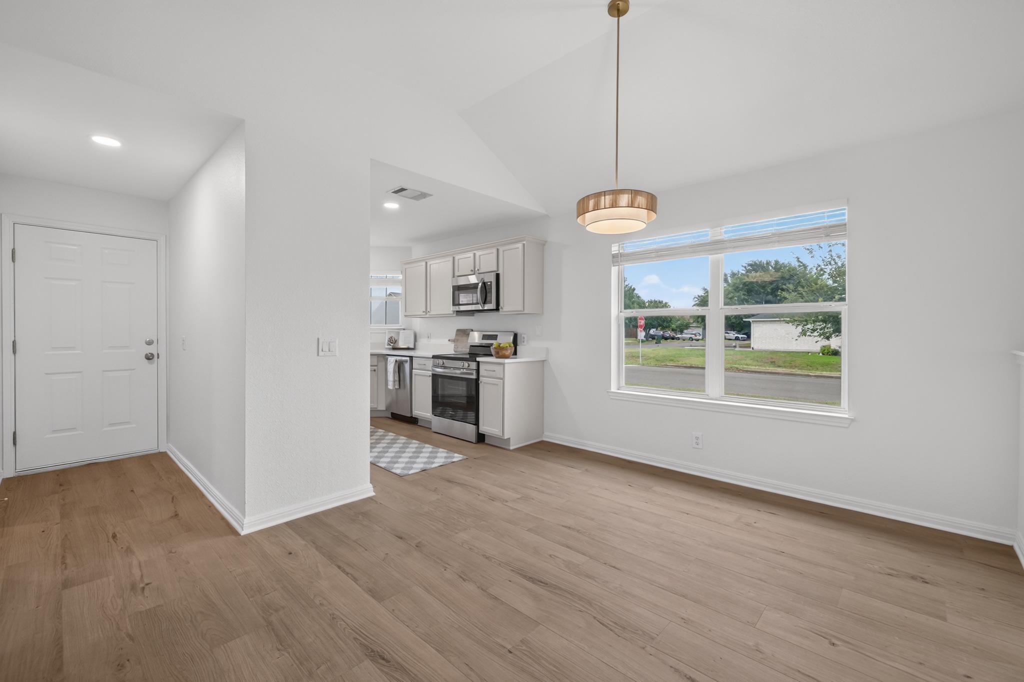 16517 Trevin Cv Property Photo 8