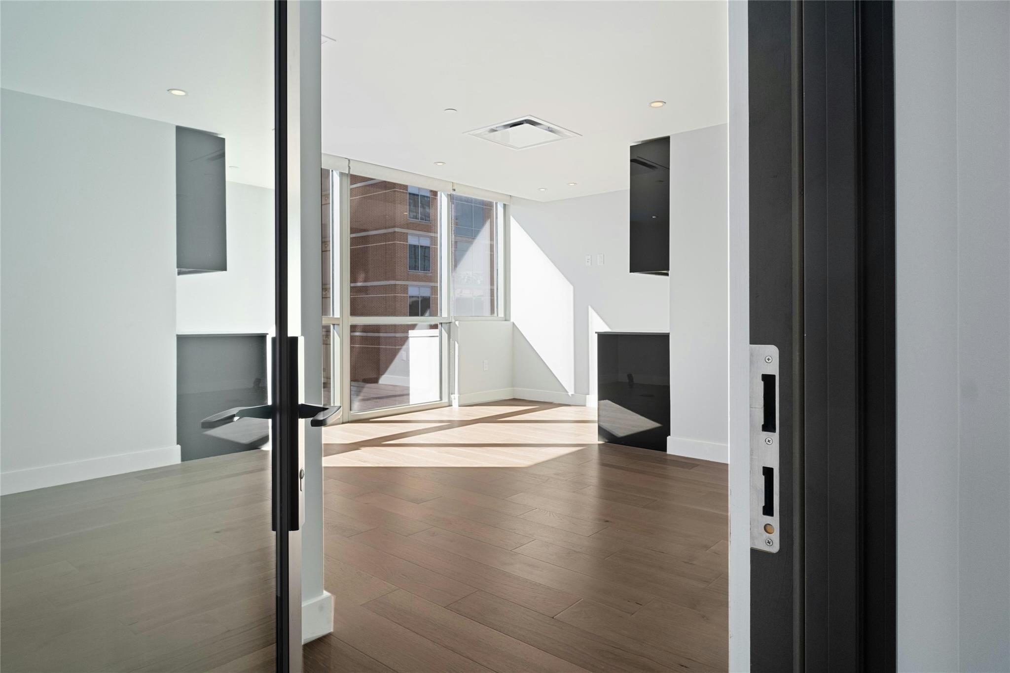 200 Congress Ave #903 Property Photo 7
