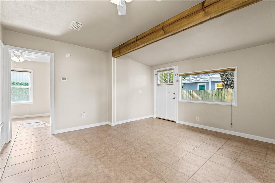 1700 Cullen Ave #b Property Photo 8