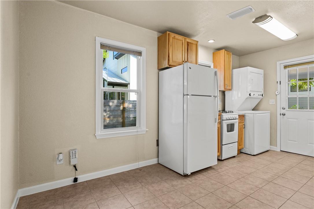 1700 Cullen Ave #b Property Photo 9