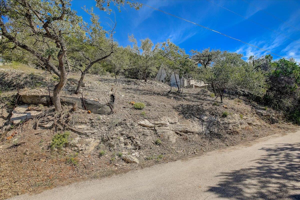 13908 Skyline Dr Property Photo 6