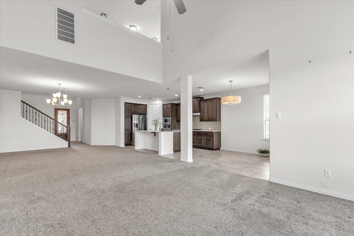 3425 De Soto Loop Property Photo 15