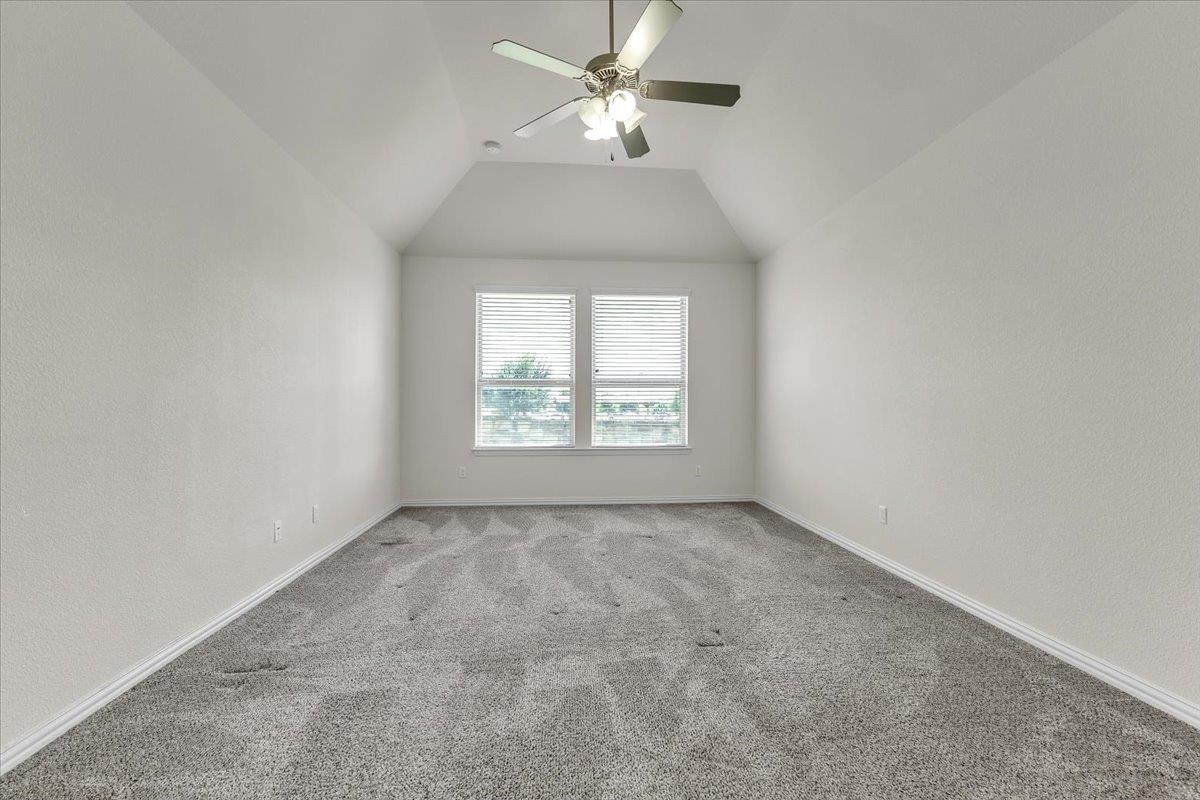 3425 De Soto Loop Property Photo 23