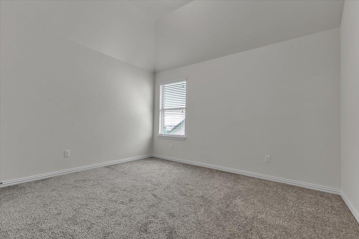 3425 De Soto Loop Property Photo 29