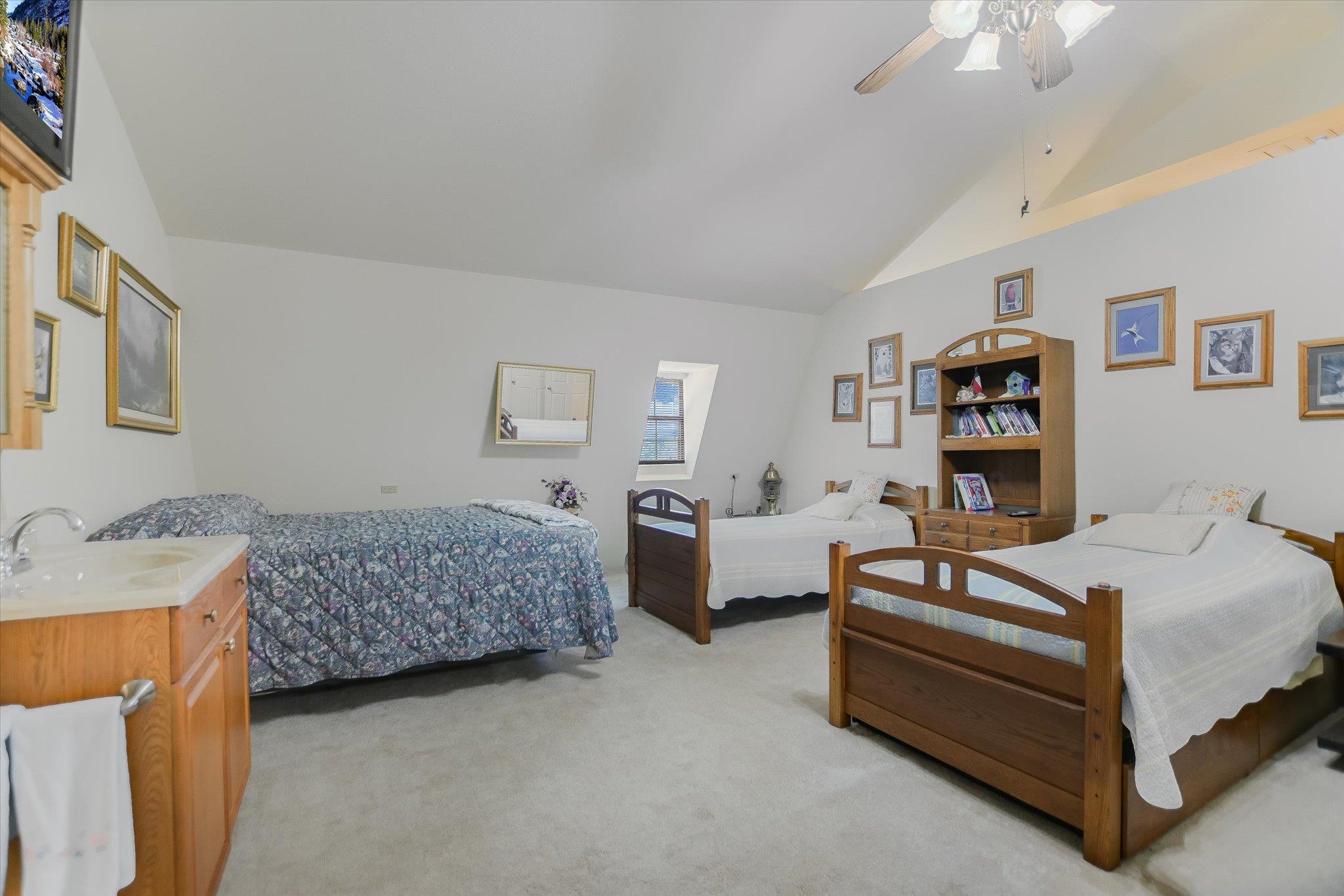 155 Contrails Way Property Photo 17