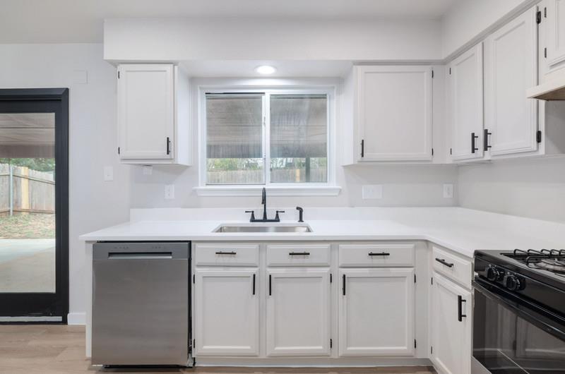12116 Mosley Ln Property Photo 10