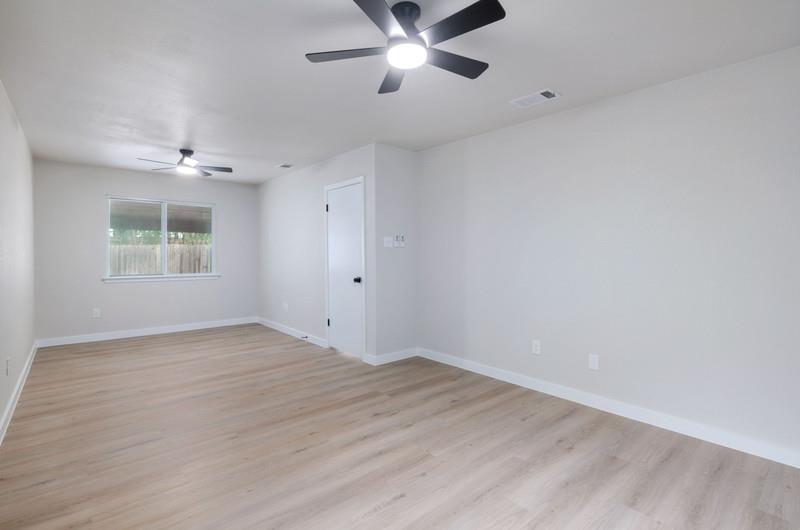 12116 Mosley Ln Property Photo 19
