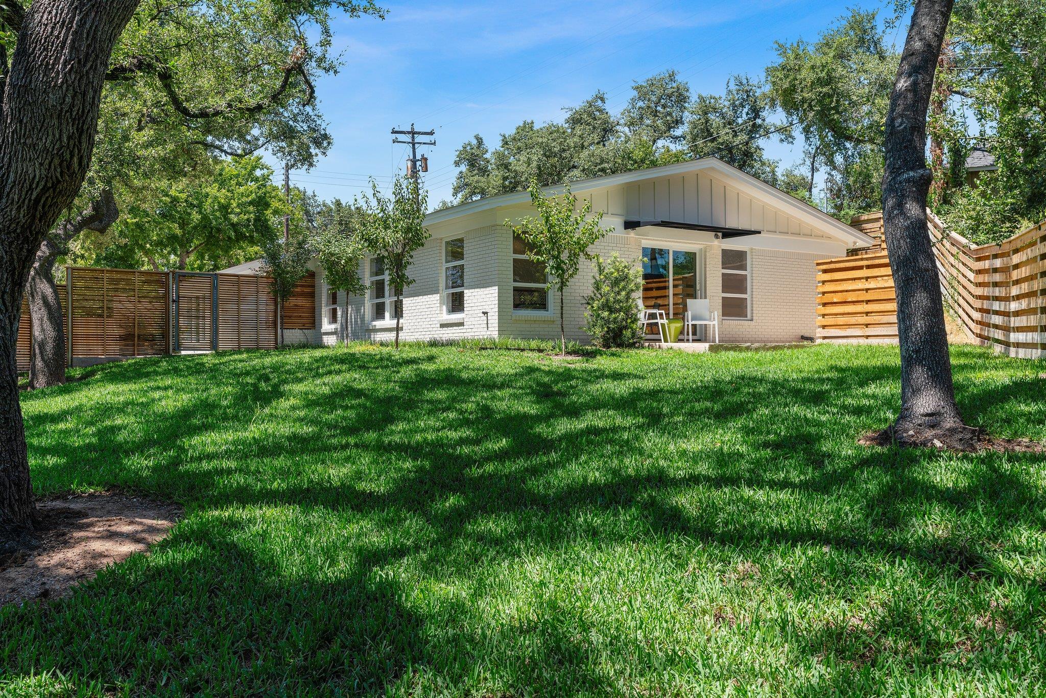 5706 Highland Hills Cir Property Photo 34