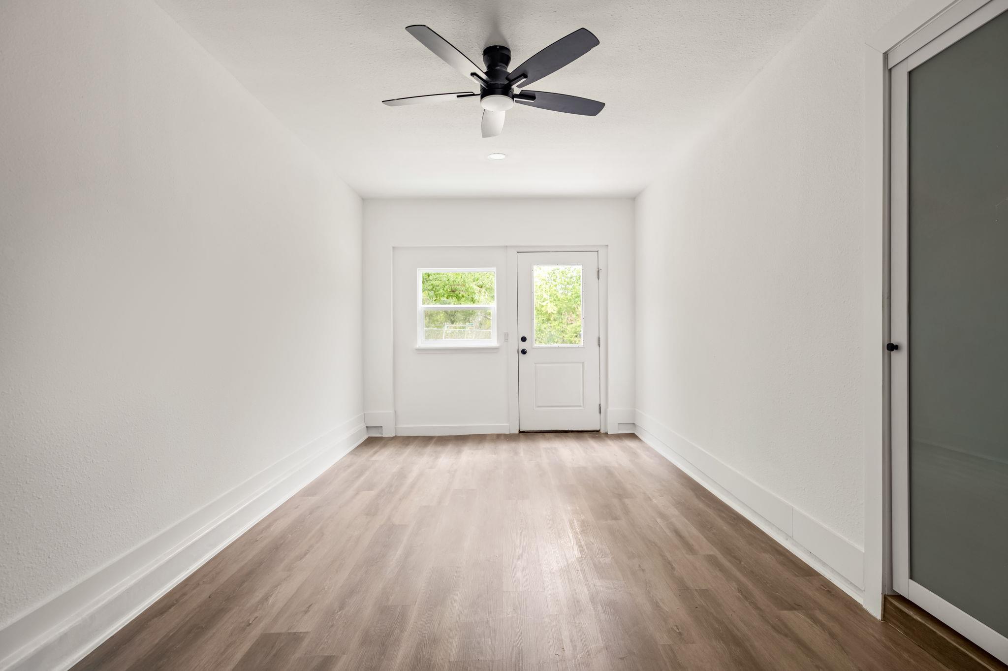 2103 Fordham Cv Property Photo 17