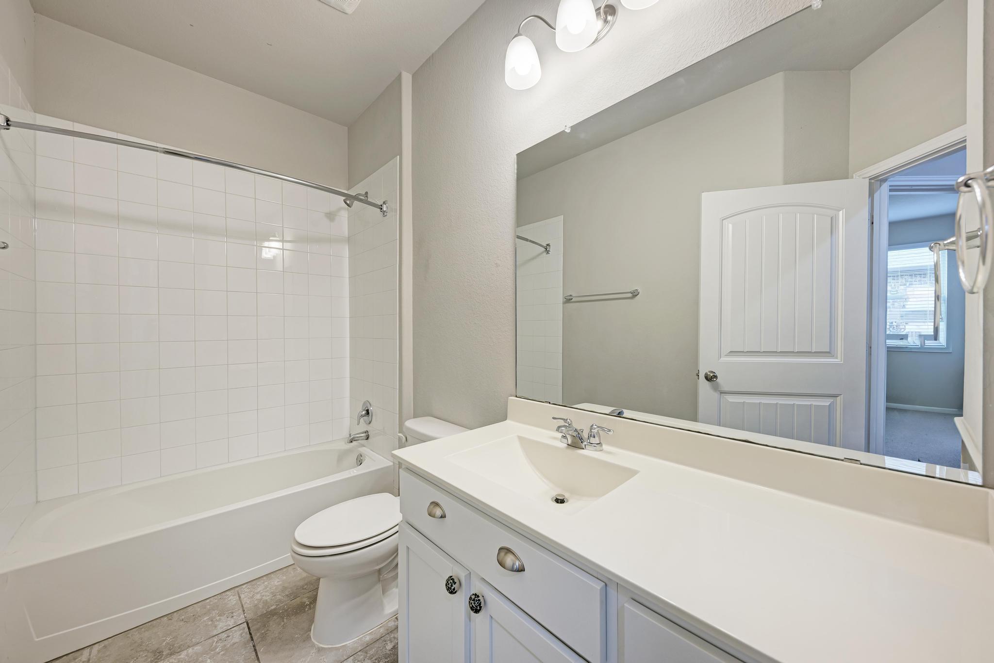 2625 Bowen St Property Photo 20