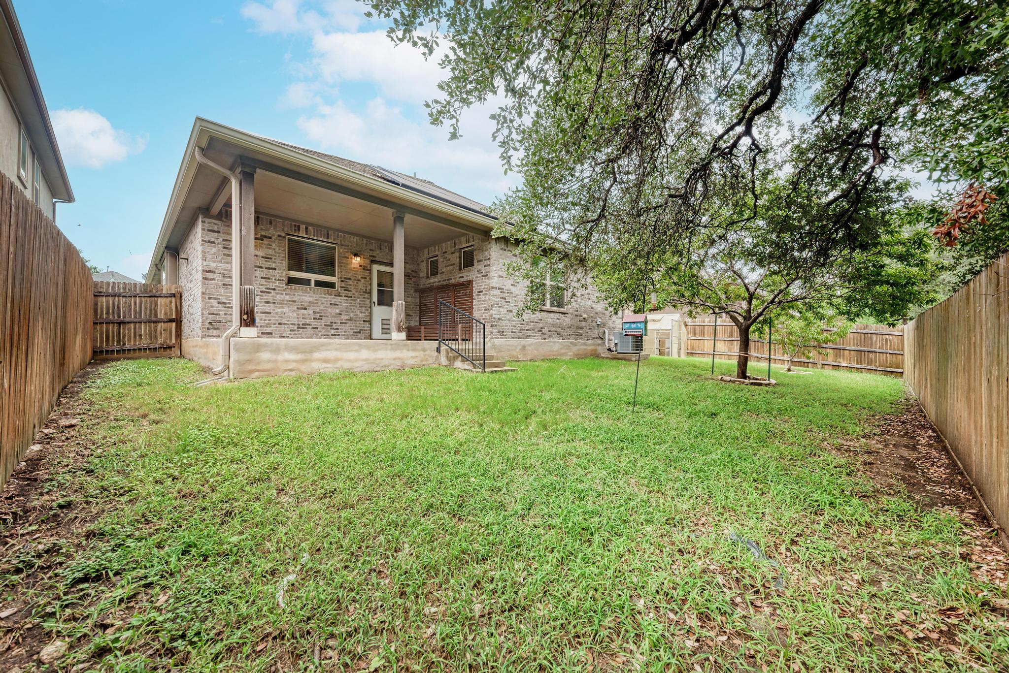 2625 Bowen St Property Photo 32