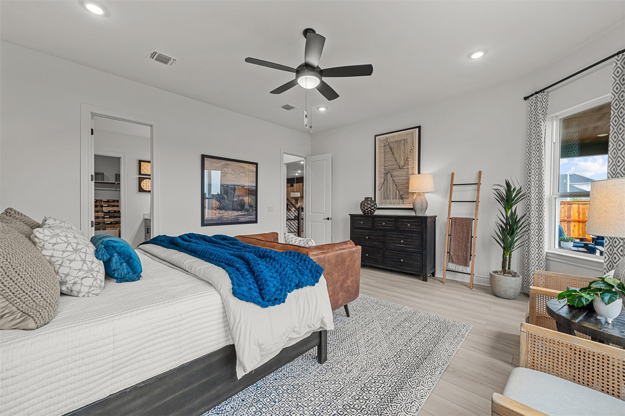 3717 Plentywood Ln Property Photo 11