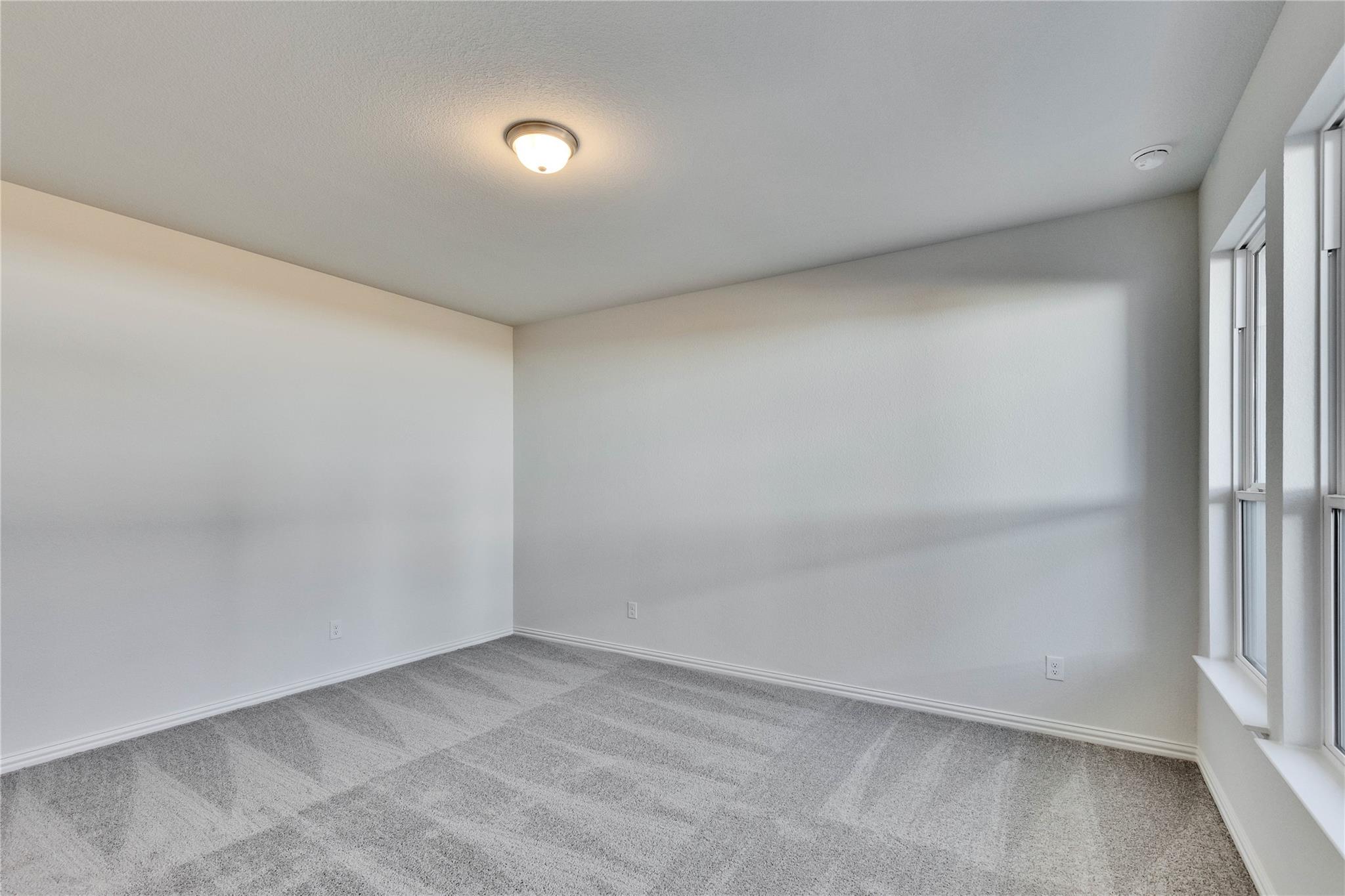 530 Ansley Ct Property Photo 3