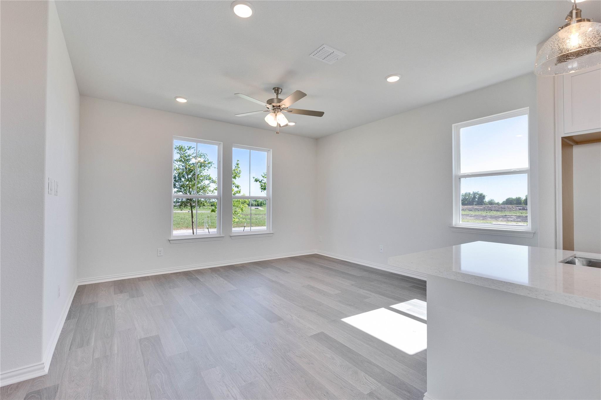 530 Ansley Ct Property Photo 6