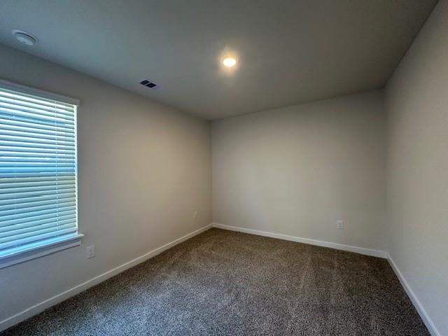 141 Netherland St Property Photo 12