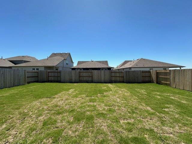 141 Netherland St Property Photo 27