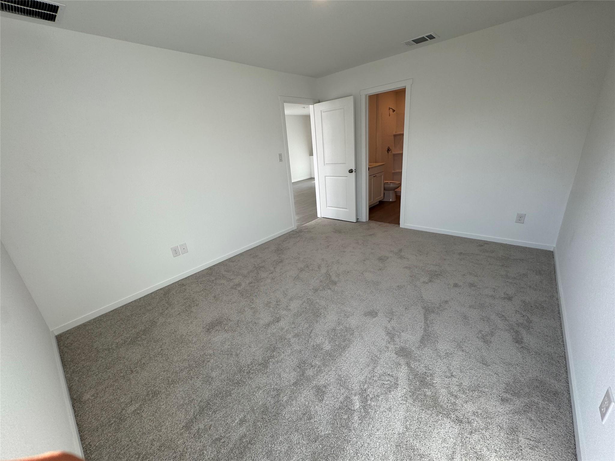 143 Jura Pass Property Photo 6