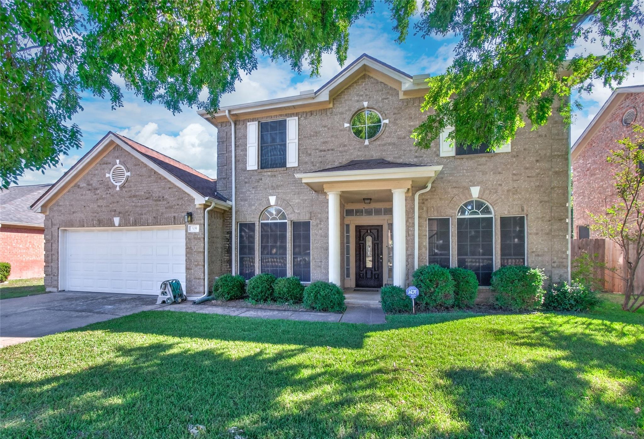 309 Steeplechase Dr Property Photo 1