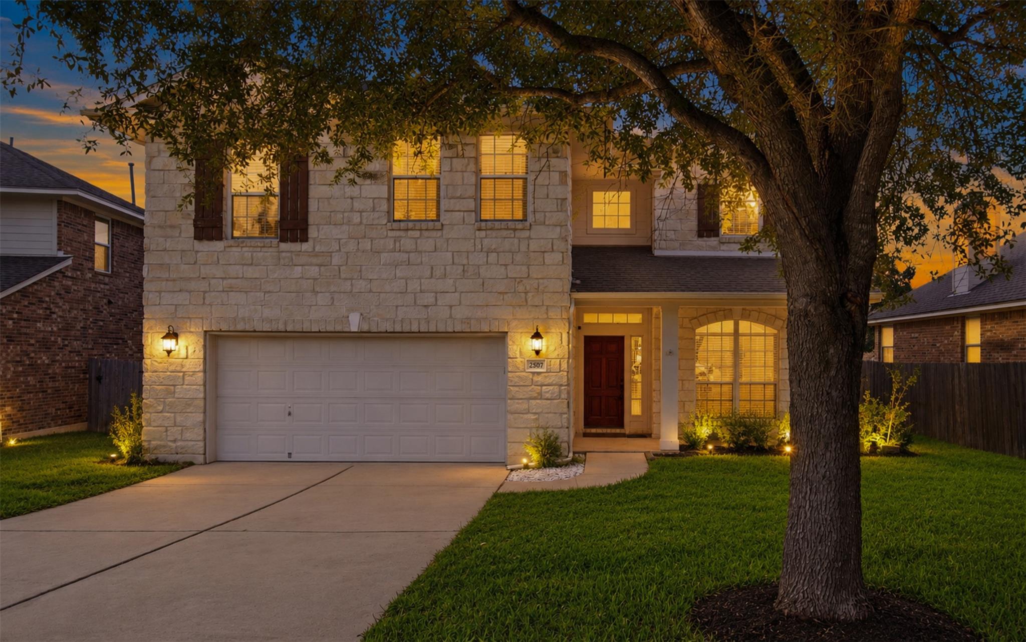 2507 Texan Dr Property Photo 1