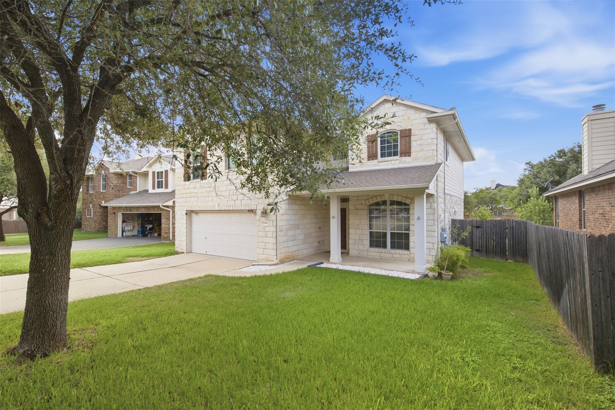 2507 Texan Dr Property Photo 2