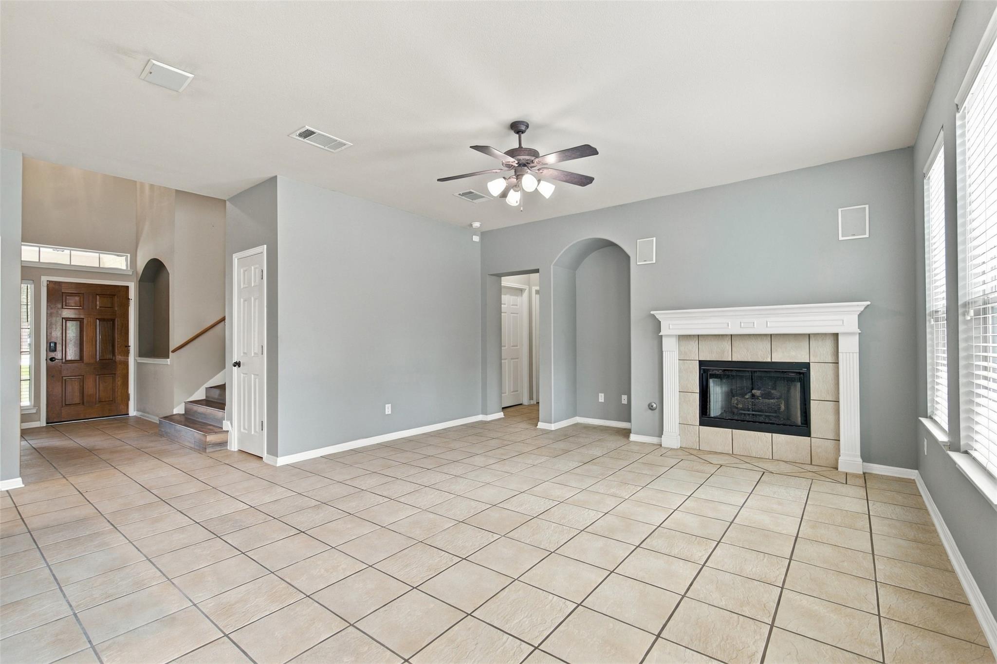 2507 Texan Dr Property Photo 7