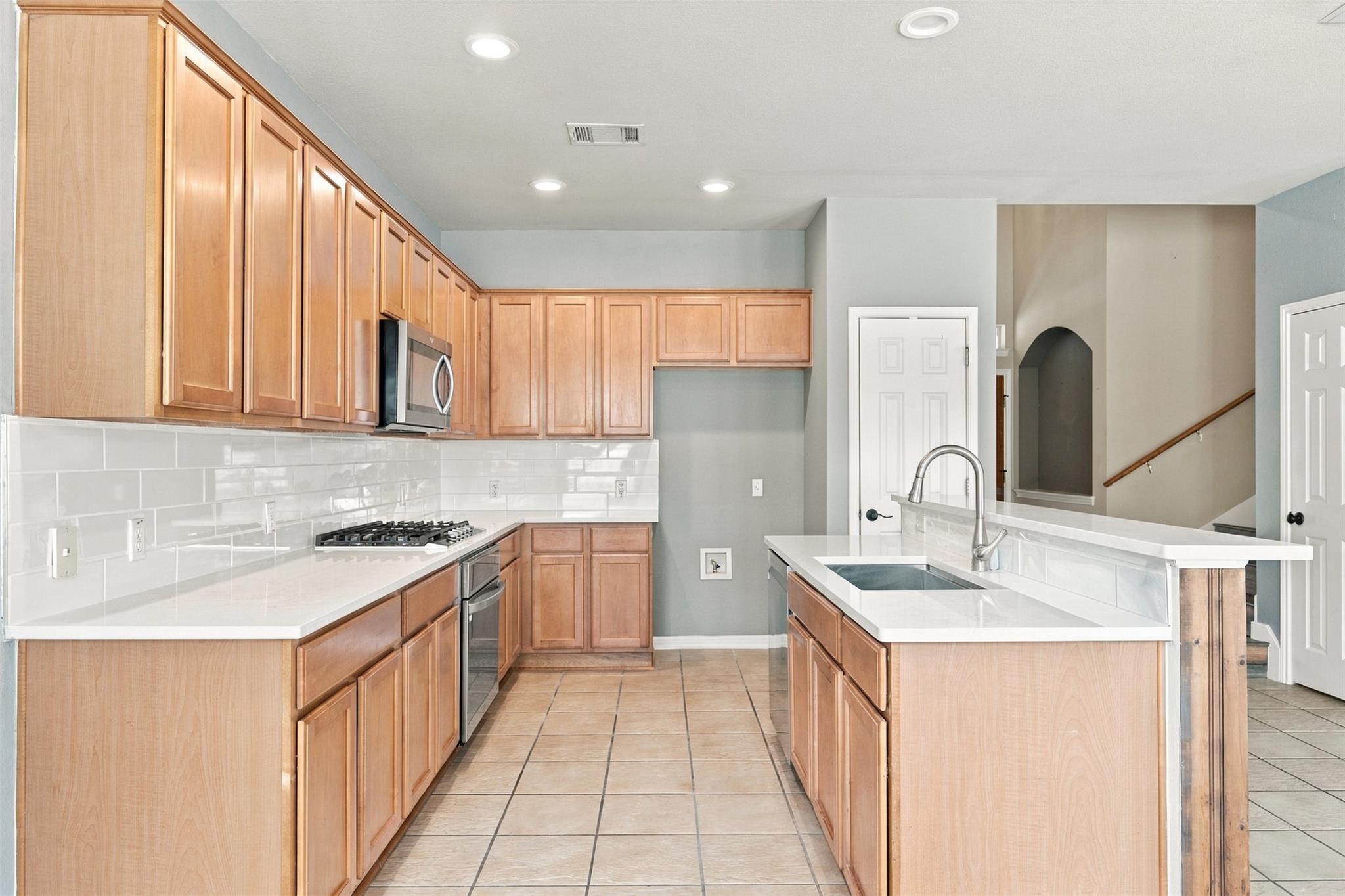 2507 Texan Dr Property Photo 11