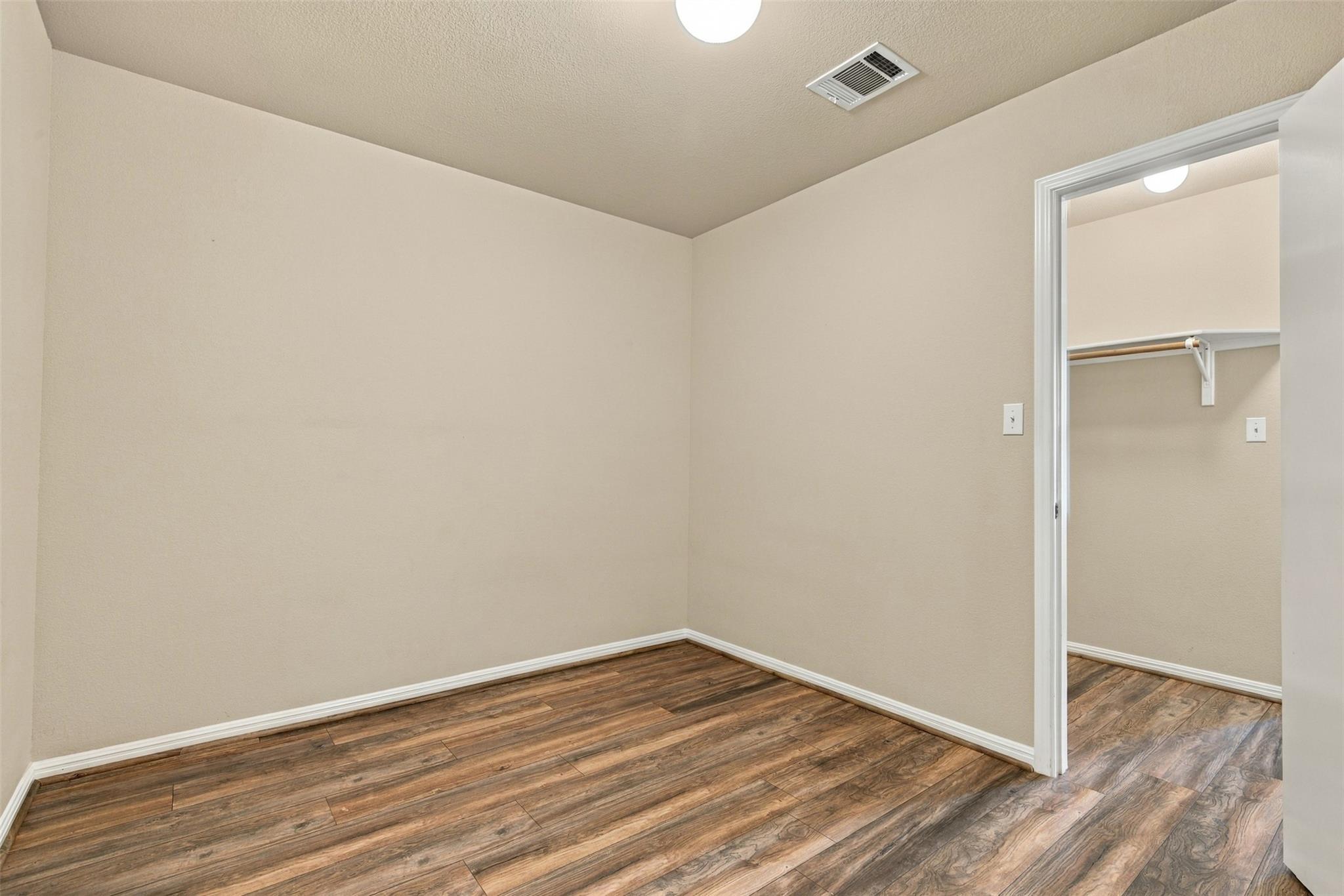 2507 Texan Dr Property Photo 23