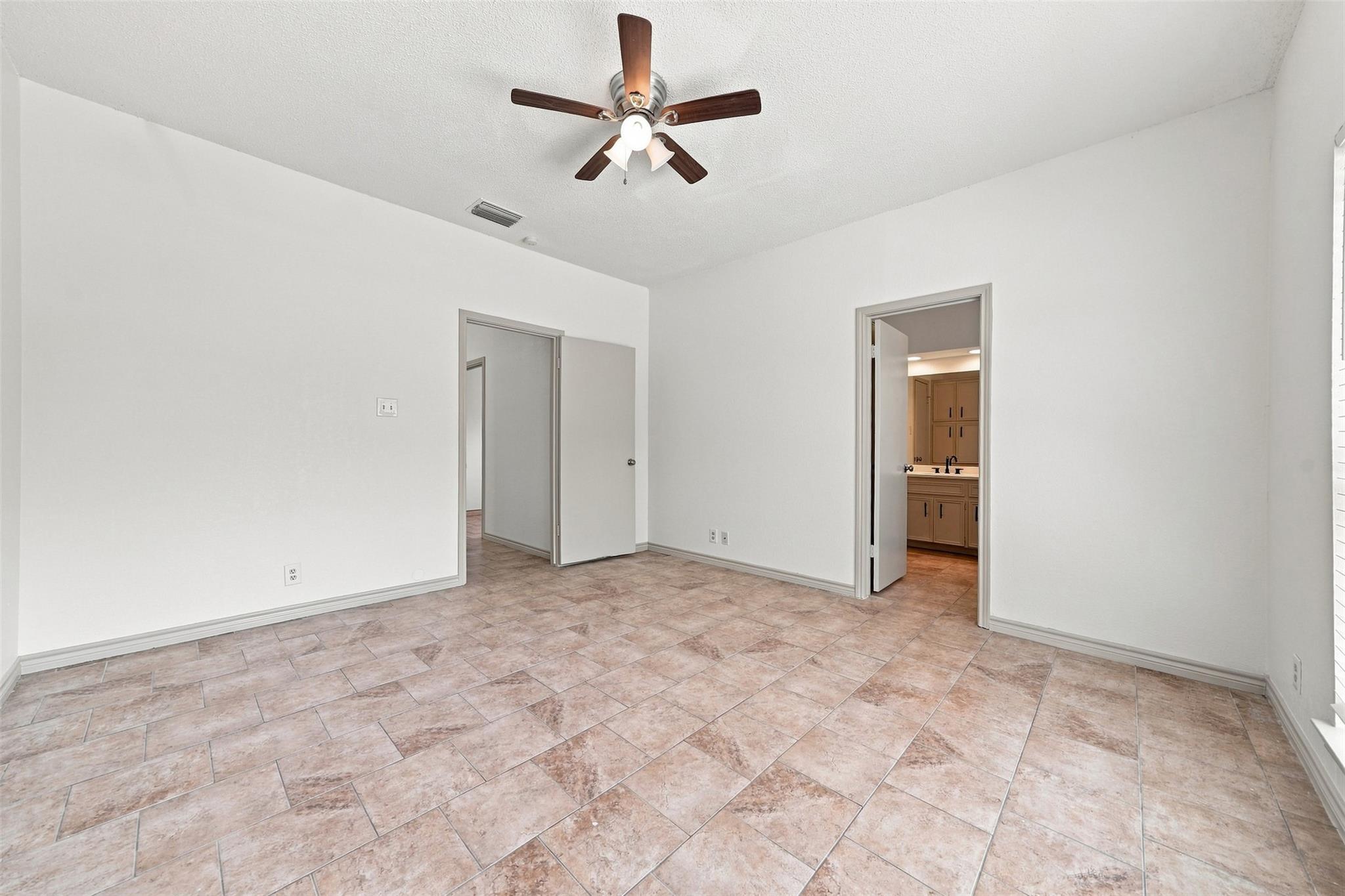 2207 Lancaster Gate Cv Property Photo 19