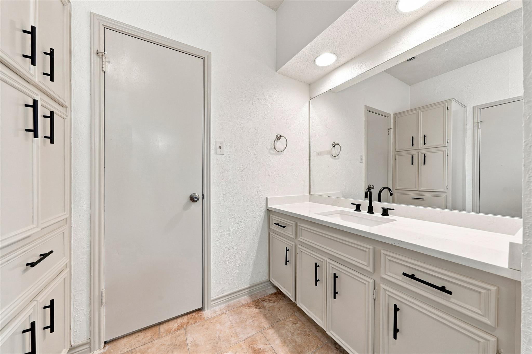 2207 Lancaster Gate Cv Property Photo 25