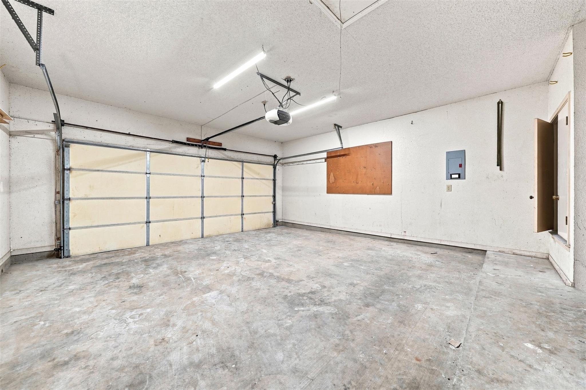 2207 Lancaster Gate Cv Property Photo 35
