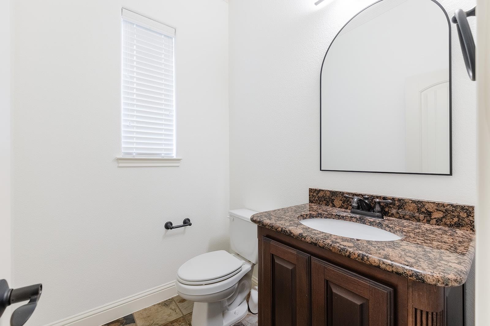 114 Saddle Ridge Dr N Property Photo 23