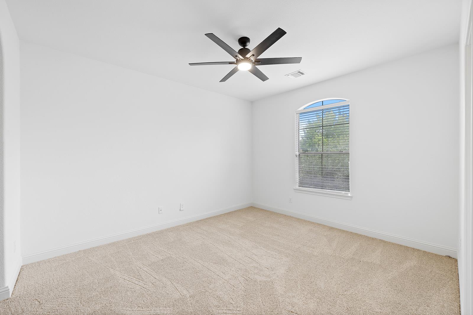 114 Saddle Ridge Dr N Property Photo 28