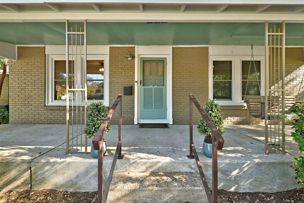 1216 Alegria Rd Property Photo 4